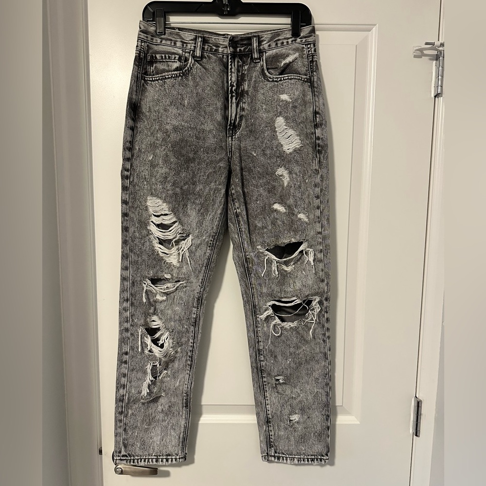 American Eagle Mom Jeans